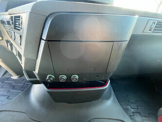 2020-volvo-fh-460-1441914-46540928