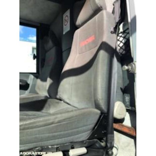 2015 يوروفوار 5006-46553910