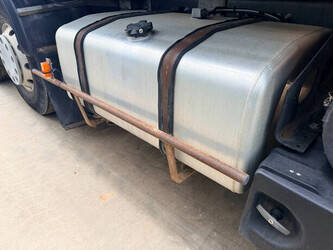 2001-renault-acmar-1441946-46554286