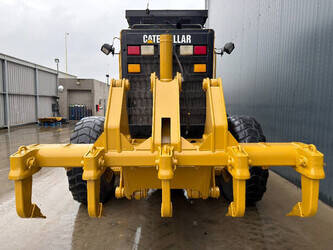 2018-caterpillar-140k-1441954-46554587