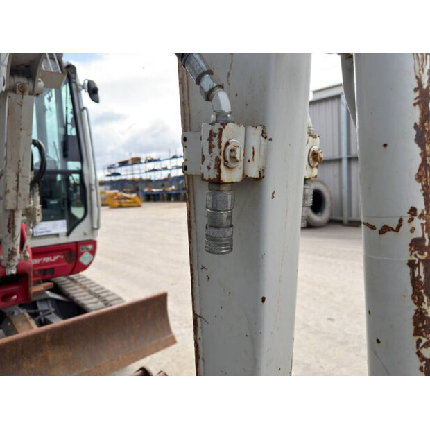 2017 TAKEUCHI TB230-46554679