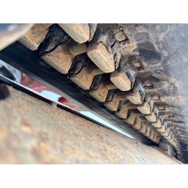 2010 تاكوتشي TB235-46554761