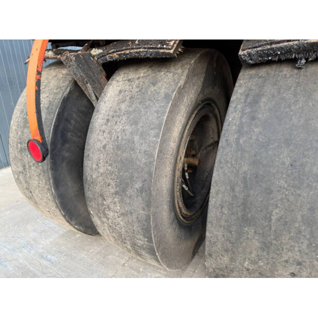 2004 هام GRW15-46555157