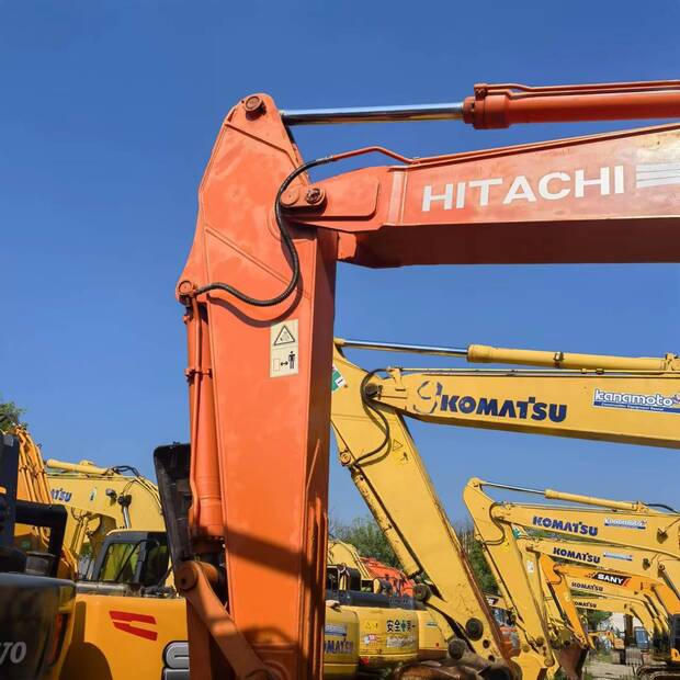 2020 Hitachi ZX240-6-46566666