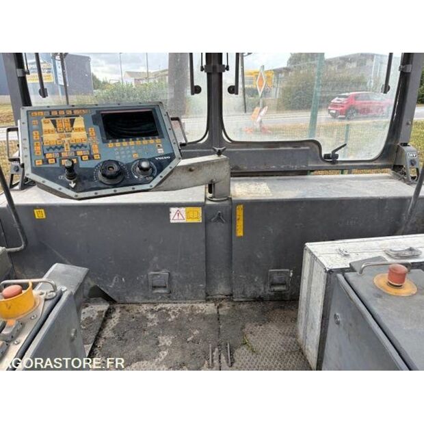 2013 Volvo P6820C-46569664