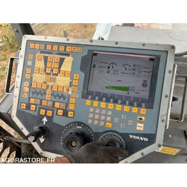 2013 Volvo P6820C-46569665