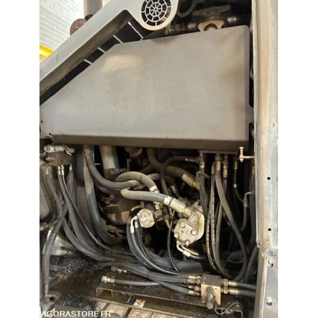 2013 Volvo P6820C-46569673