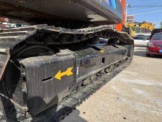 2021-hitachi-350-46569743