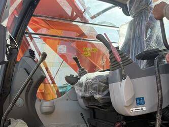 2021-hitachi-350-46569745