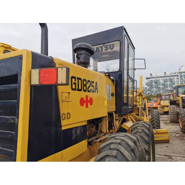 2022 كوماتسو 825A-46569755