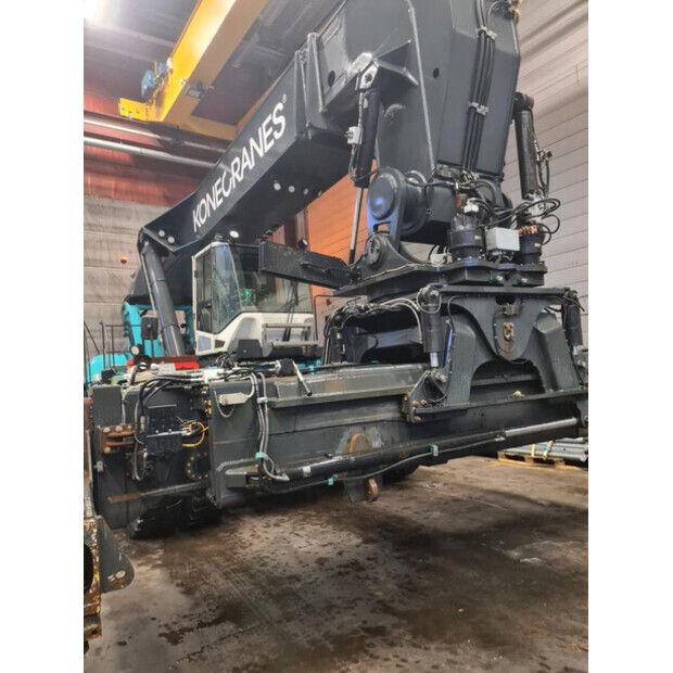 2017 SMV SC4537TC5-46569903
