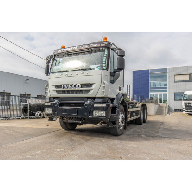 2011 Iveco TRAKKER 410-46570328
