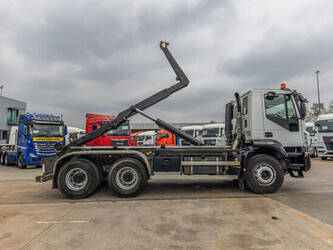 2011-iveco-trakker-410-1442065-46570331
