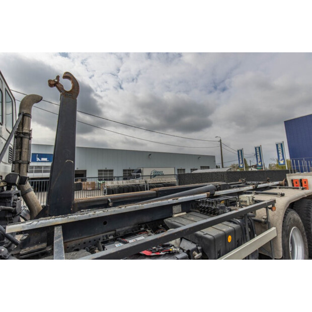 2011 Iveco TRAKKER 410-46570332