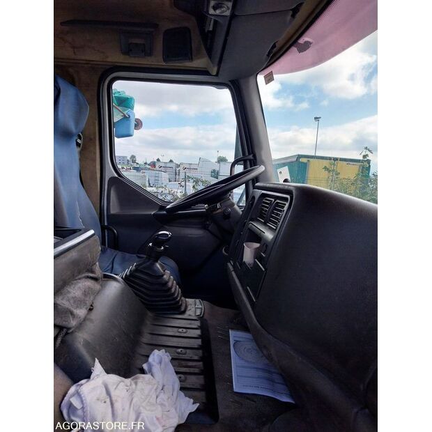 2001 رينو Kerax-46587485