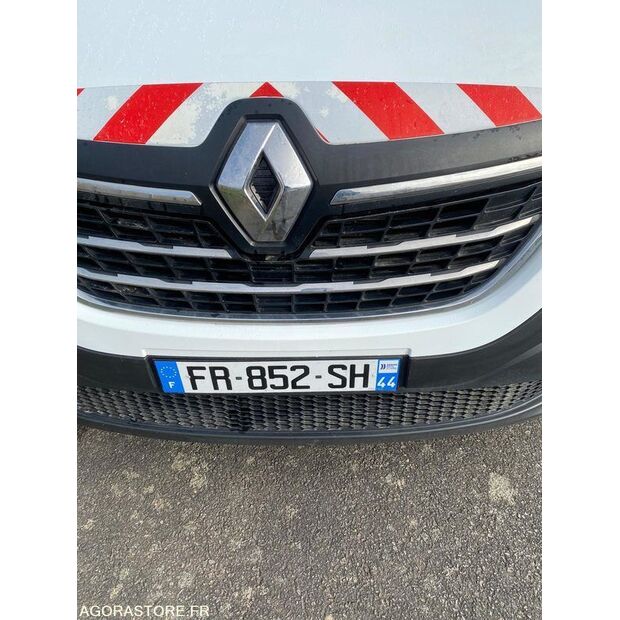 2020 رينو Trafic-46587871
