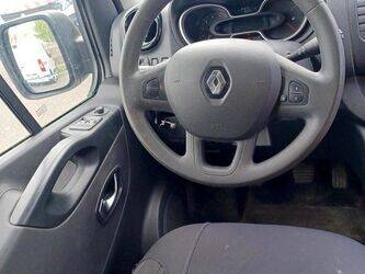 2020-renault-trafic-1442303-46587878