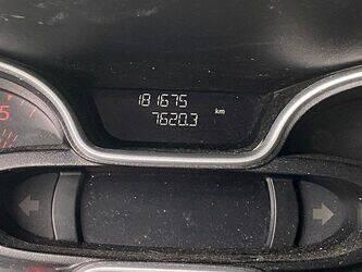 2020-renault-trafic-1442303-46587879