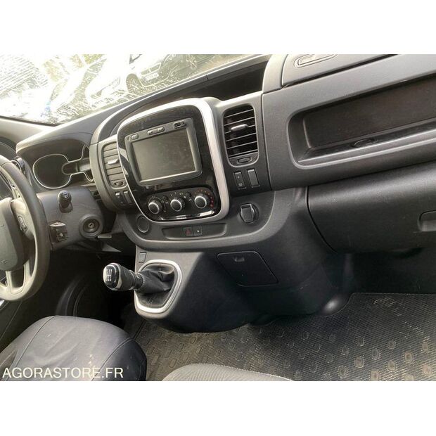 2020 رينو Trafic-46587884