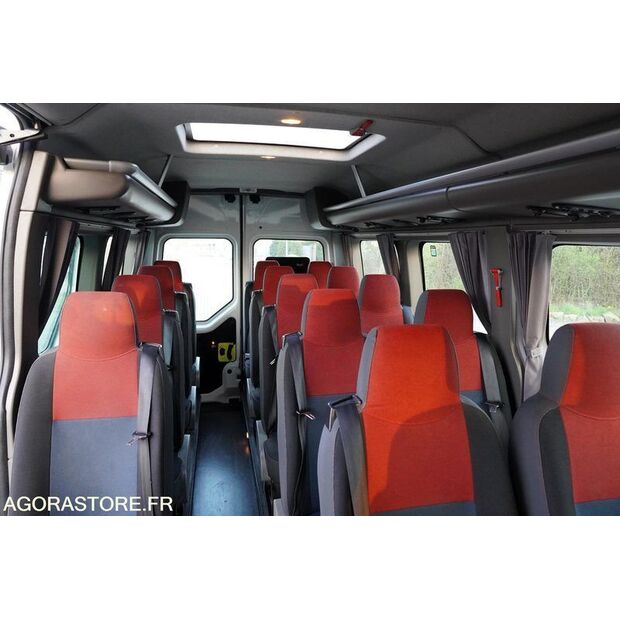 2013 Renault Master-46588046