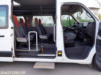 2013-renault-master-1442316-46588056
