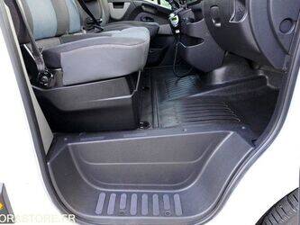 2013-renault-master-1442316-46588057