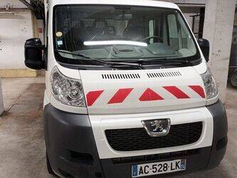 صورة ل شاحنات مسطحة 2009 بيجو BOXER