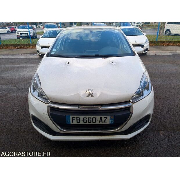 2018 Peugeot 208-46588146