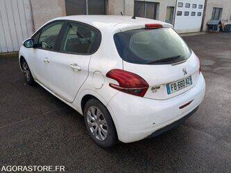 2018-peugeot-208-1442324-46588150