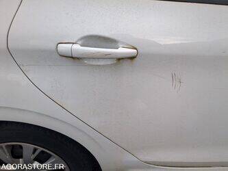 2018-peugeot-208-1442324-46588156