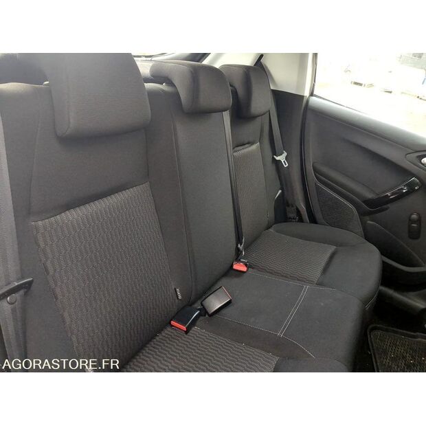 2018 Peugeot 208-46588158