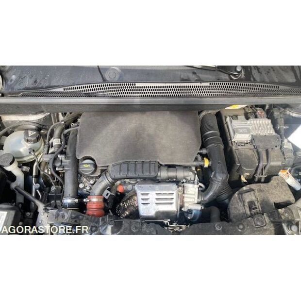 2018 أوبل Crossland-46588384