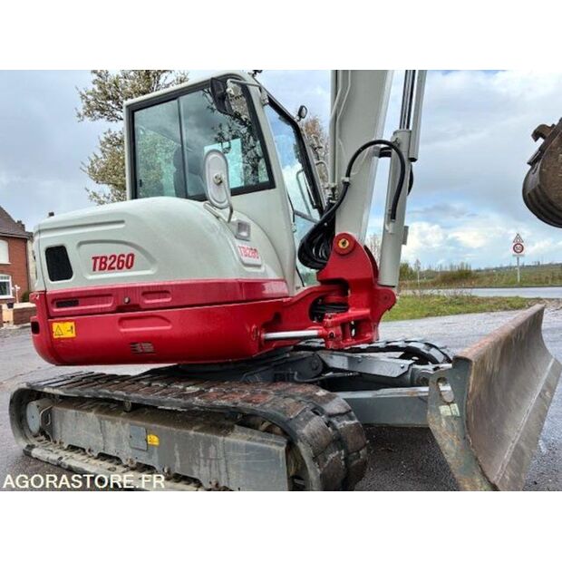2017 TAKEUCHI TB 260-46588407