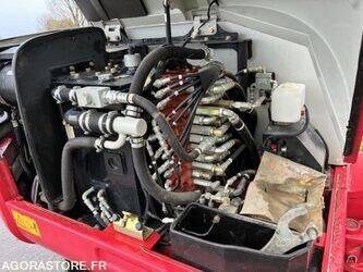 2017-takeuchi-tb-260-1442345-46588423