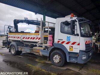 2016-mercedes-benz-atego-1442346-46588428