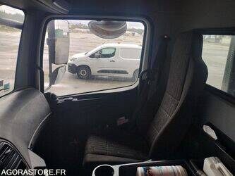 2016-mercedes-benz-atego-1442346-46588435