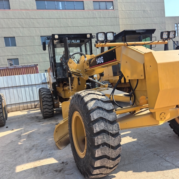 2020 كاتربيلر 140G-46588516