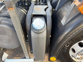 2010-renault-premium-410-1442357-46588583