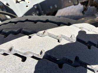 2010-renault-premium-410-1442357-46588594