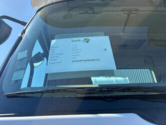 2010-renault-premium-410-1442357-46588599