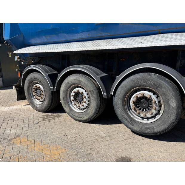 2011 إم أو إل SAF-46588661