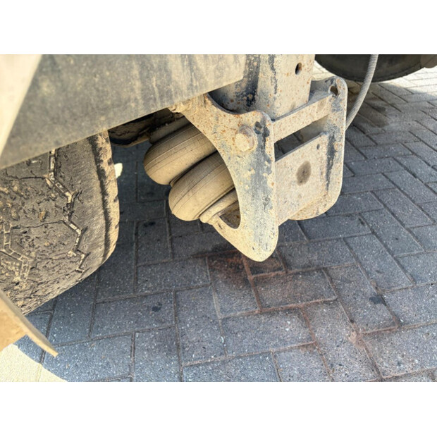 2011 إم أو إل SAF-46588665