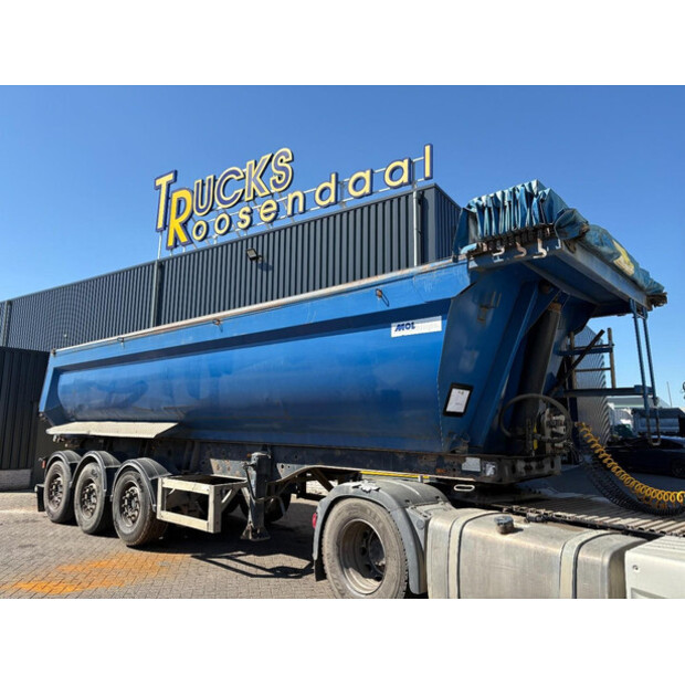 2011 MOL SAF-46588674