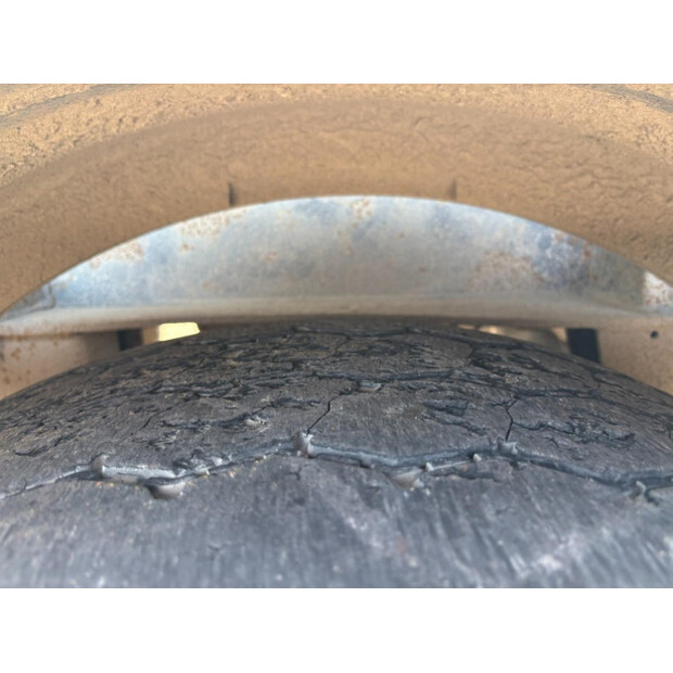 2011 MOL SAF-46588687