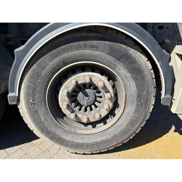 2011 MOL SAF-46588688