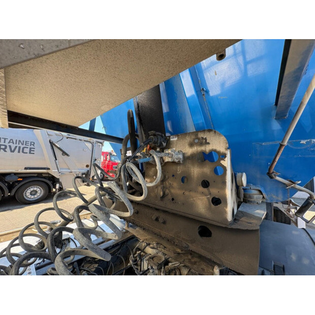 2013 إم أو إل SAF-46588702