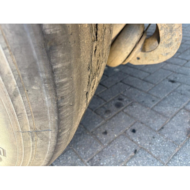 2013 إم أو إل SAF-46588709