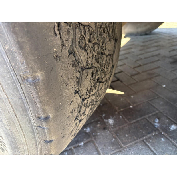 2013 إم أو إل SAF-46588713