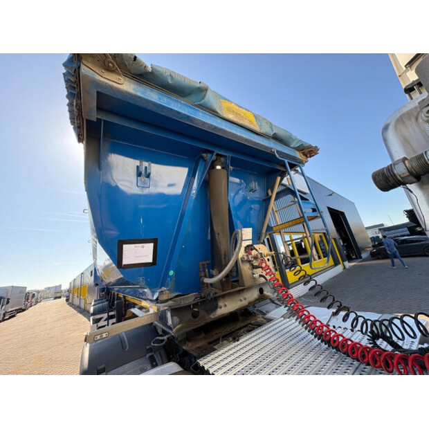 2014 MOL SAF-46588727