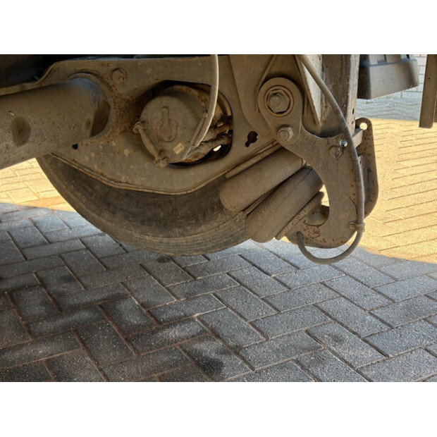 2014 MOL SAF-46588729